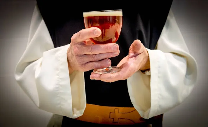 paters westvleteren laten bierrel achter zich