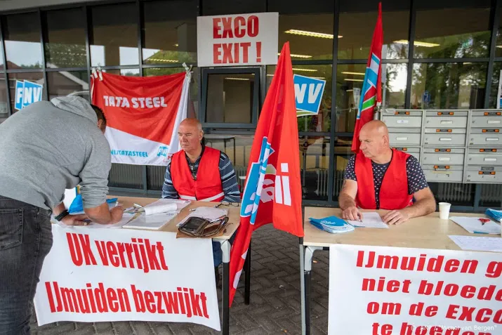 patstelling tussen boos personeel en leiding tata steel ijmuiden