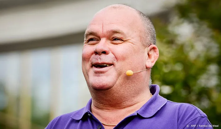 paul de leeuw gaat op1 presenteren met astrid joosten