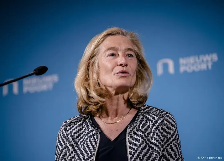 pauzeknop groeifonds leidt wat adriaansens betreft niet tot afstel