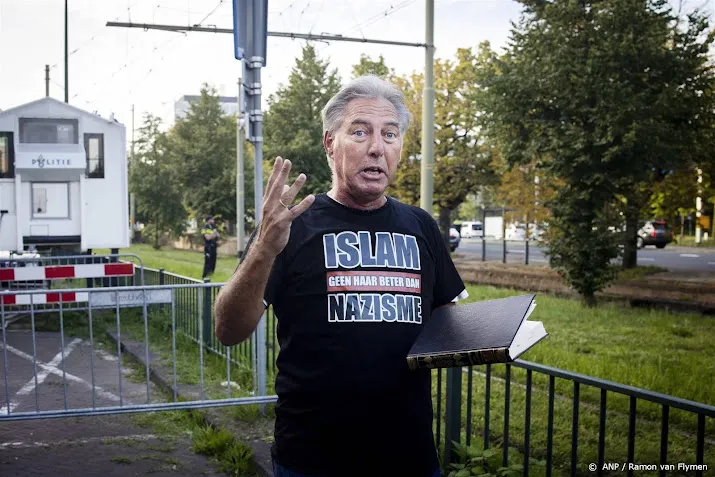 pegida voorman wagensveld voor rechter wegens groepsbelediging