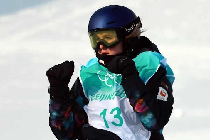 peperkamp zesde in finale big air goud voor oostenrijkse gasser
