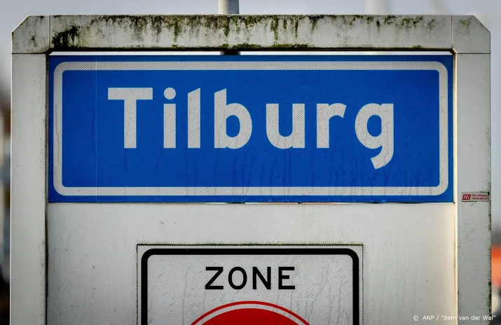 persconferentie om 12 uur in tilburgs paleis