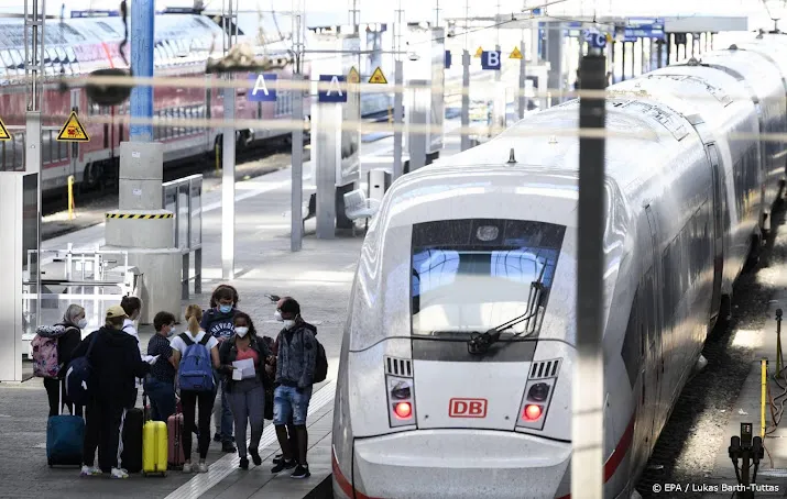 personeel deutsche bahn vreest drukte door goedkope ov pas