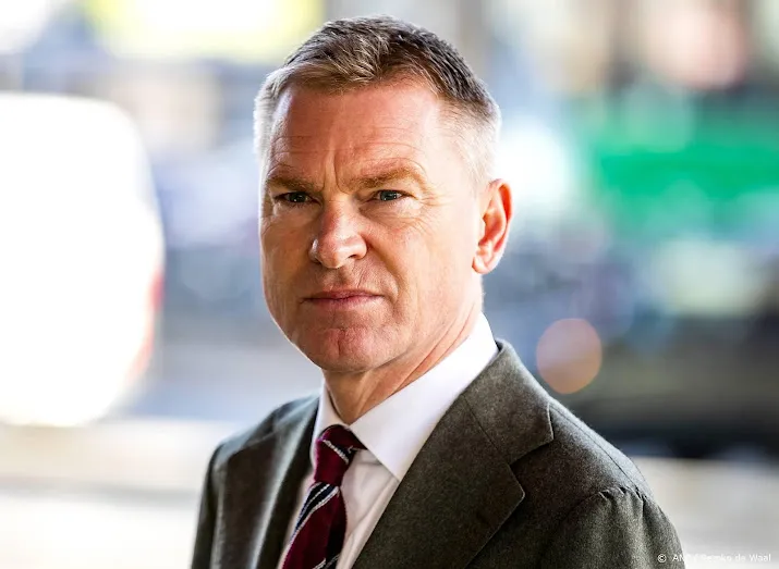 peter rehwinkel waarnemend burgemeester gemeente voorne aan zee
