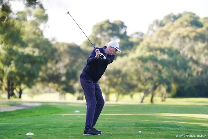 pga tour start op met testen van golfers
