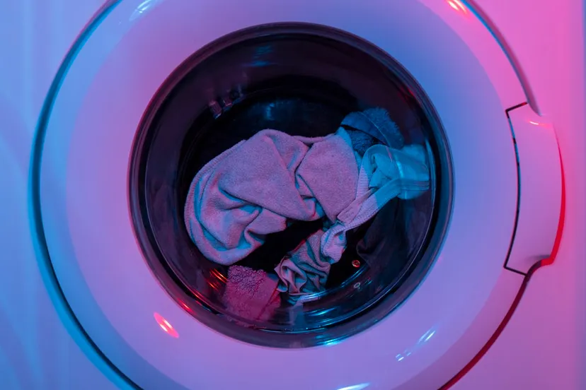 photo 1610557892470 55d9e80c0bce