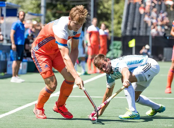 pieters en wortelboer vallen buiten ek groep