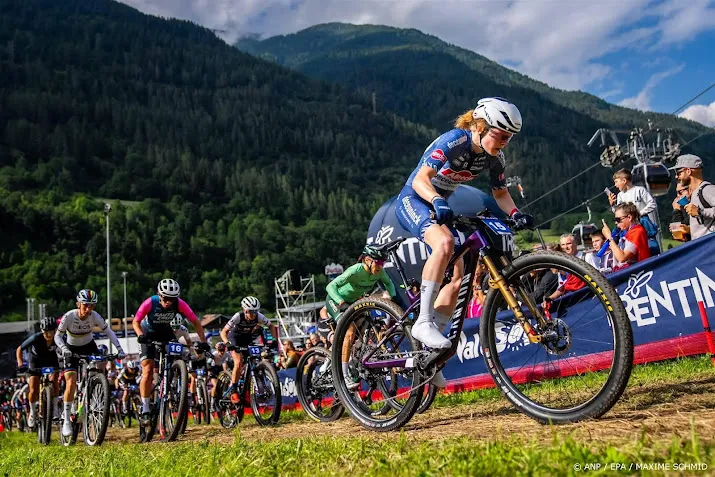 pieterse tweede in wb wedstrijd mountainbike in val di sole