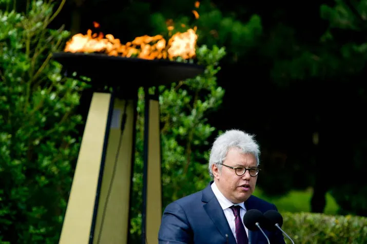 pim fortuyn prijs naar columnist holman