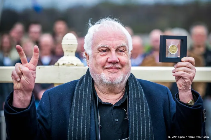 pinkpopbaas smeets opnieuw onderscheiden