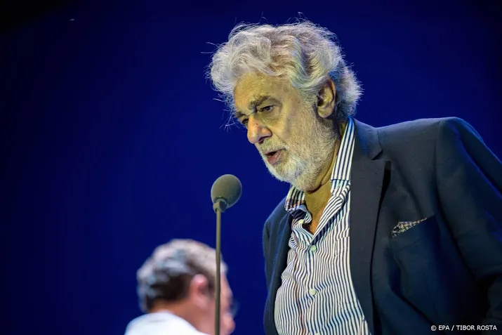 placido domingo neemt ontslag bij la opera