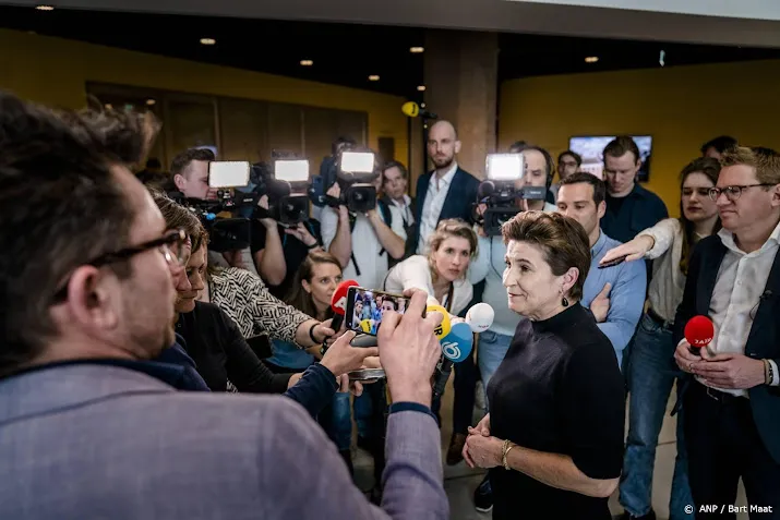 ploumen opstappen niets te maken met kritiek op samenwerking gl