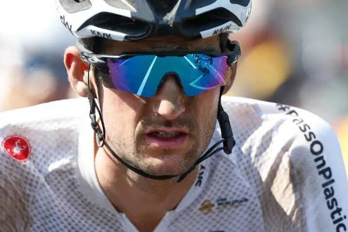 poels verslaat alaphilippe in groot brittannie