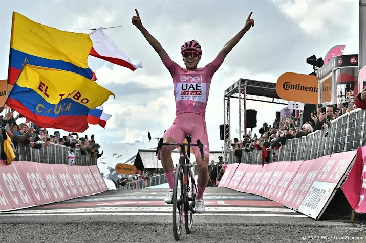 pogacar denkt goed genoeg te zijn om giro en tour te winnen