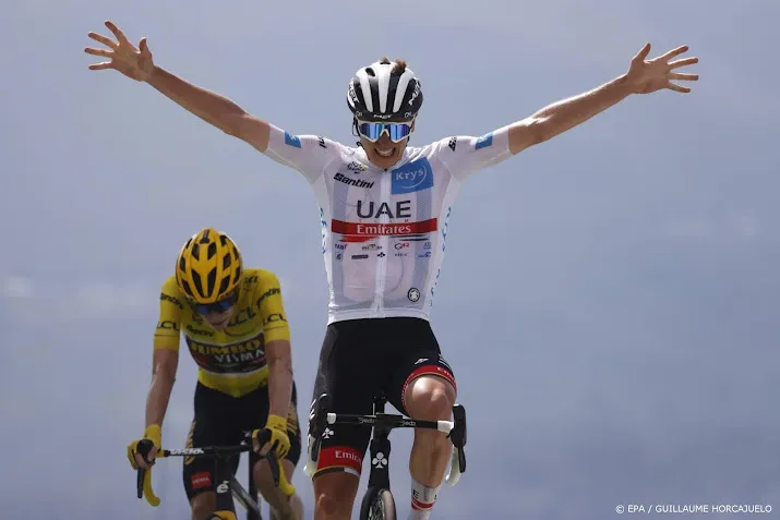 pogacar wint tourrit verschil met leider vingegaard blijft ruim