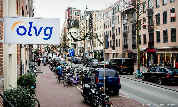polis amsterdams ziekenhuis dicht om medewerker met coronavirus