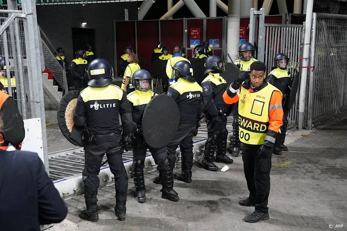 politie acht tips na opsporing verzocht over az relschoppers