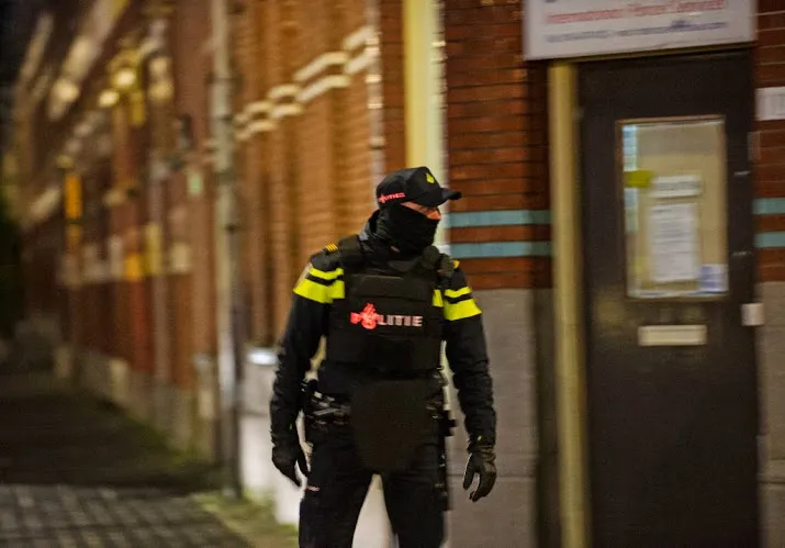 politie arresteert 7 mensen bij grote actie
