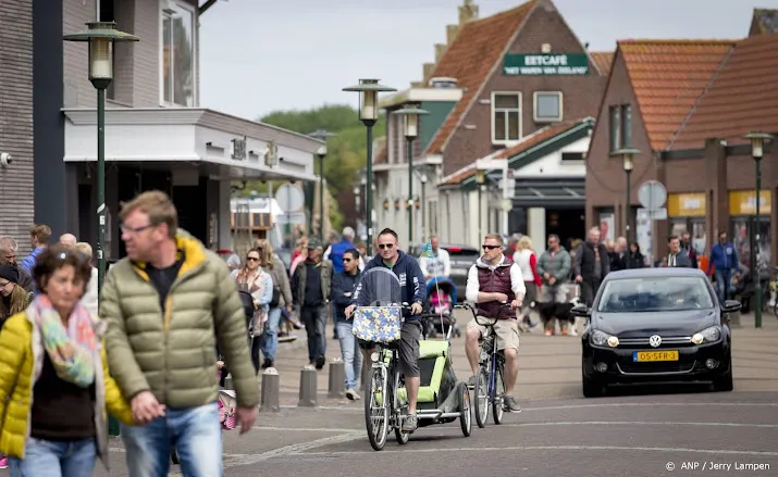 politie arresteert man die twee keer terras oprijdt in renesse