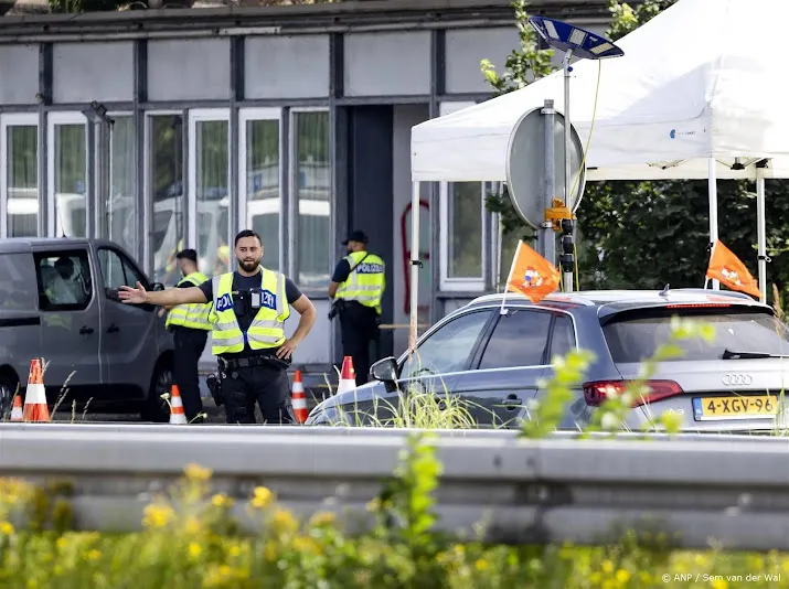 politie dortmund waarschuwt voor grote verkeersdrukte bij ek