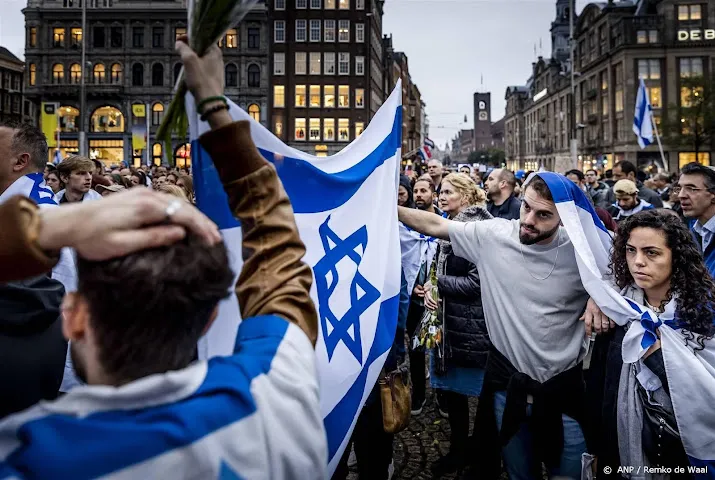 politie israel manifestatie op de dam rustig verlopen