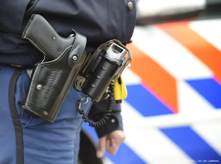 politie lost schoten bij aanhouding in rotterdam