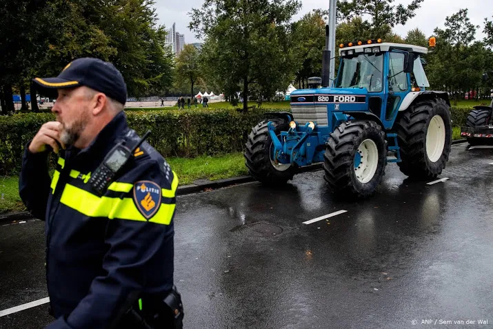 politie mijd centrum leeuwarden om protest