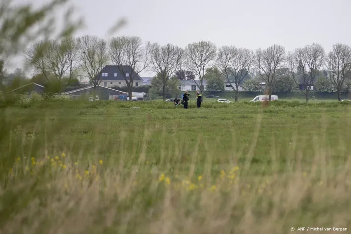 politie onderzoekt auto mogelijk van overvallers amsterdam