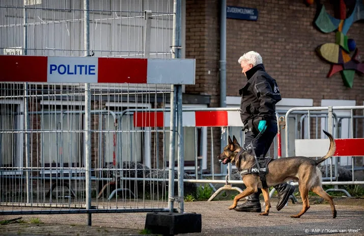 politie onderzoekt mogelijk dierenleed tijdens training honden