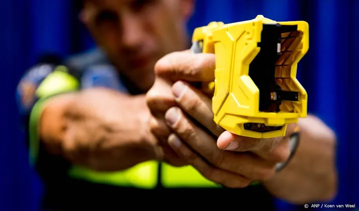 politie zet stroomstootwapen minder vaak in