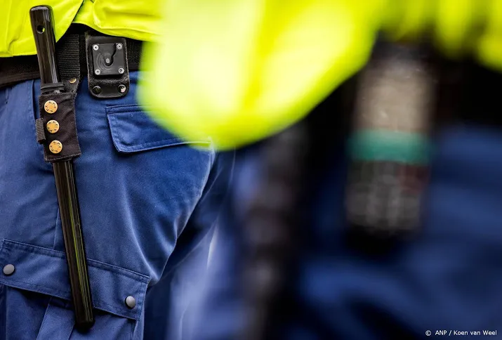 politie zet tijdens jaarwisseling fors meer agenten in
