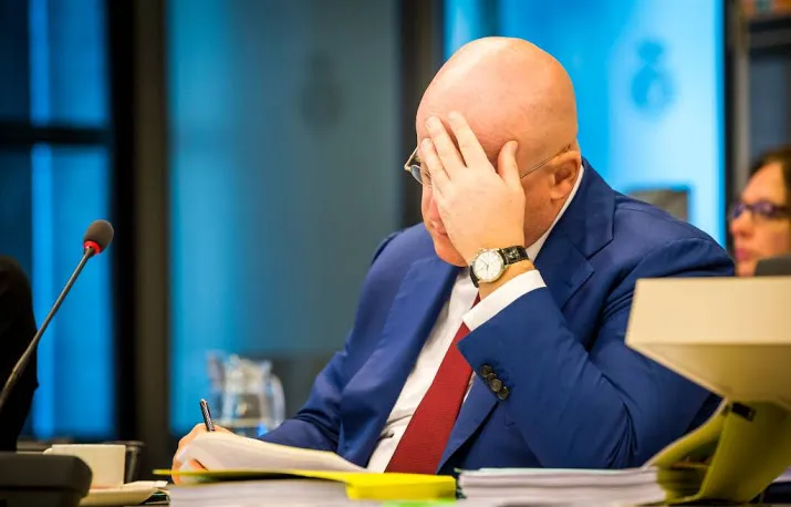politiebonden schorten overleg over cao op