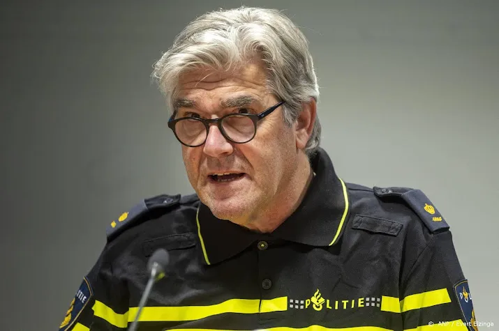 politiechef inzet ter apel gaat ten koste van werk amsterdam