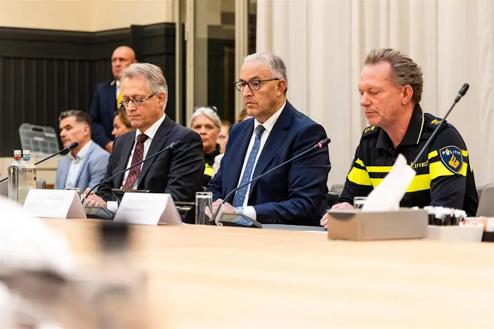 politiechef mogelijk nog een slachtoffer in rotterdam