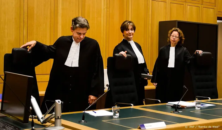 politiemol mark m zit weer vast
