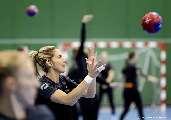 polman weet het zeker de handbalsters halen een medaille op wk