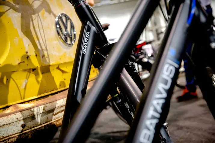 pon voert belang in fietsproducent accell op