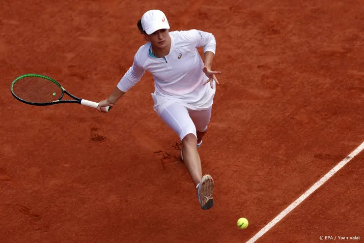 poolse tennisster swiatek 19 pakt hoofdprijs op roland garros