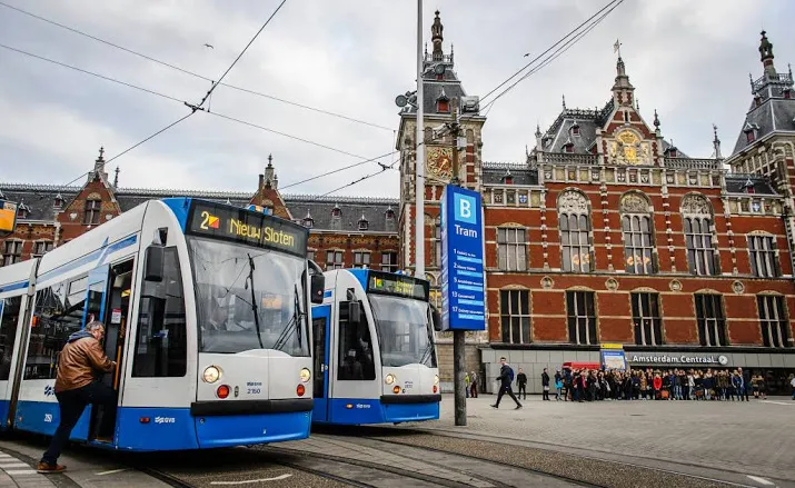 poortjes amsterdam centraal dicht