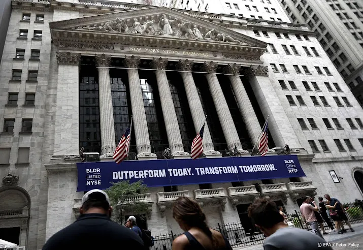 positivisme op wall street door winkelverkopen en industrie