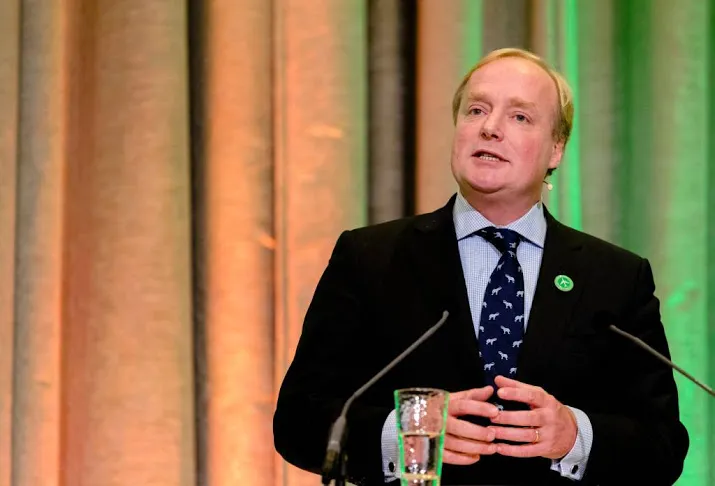 prins carlos vecht tegen naamswijziging zoon