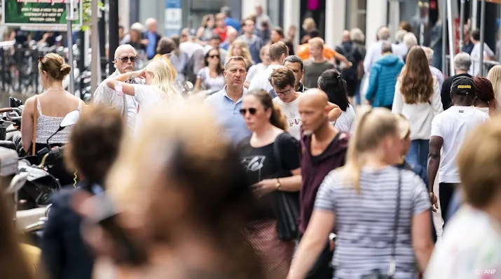 prinsjesdagstukken burger merkt weinig van meevallend herstel