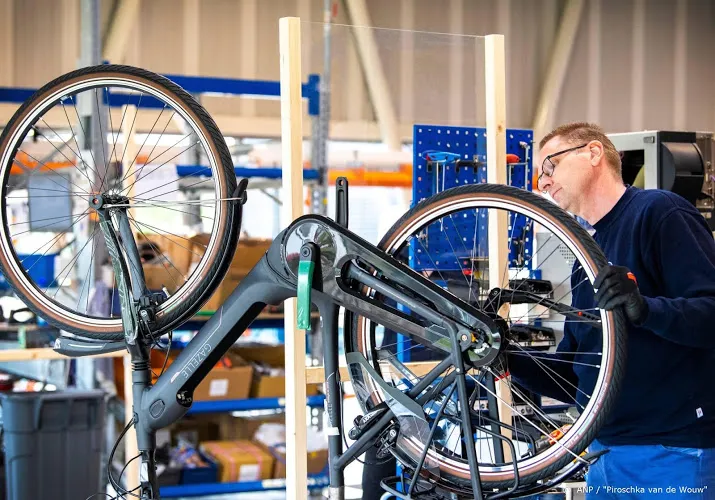 productie industrie nog steeds veel lager