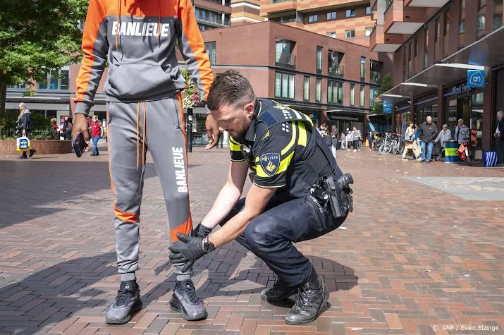 proef met preventief fouilleren in centrum heerlen om wapenbezit