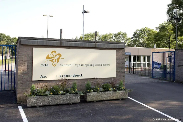 proef met toezichtteam tegen overlast rond azc in budel