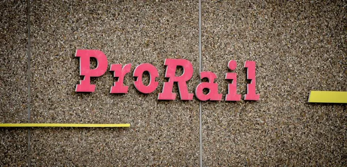prorail doet proeven met zelfrijdende treinen