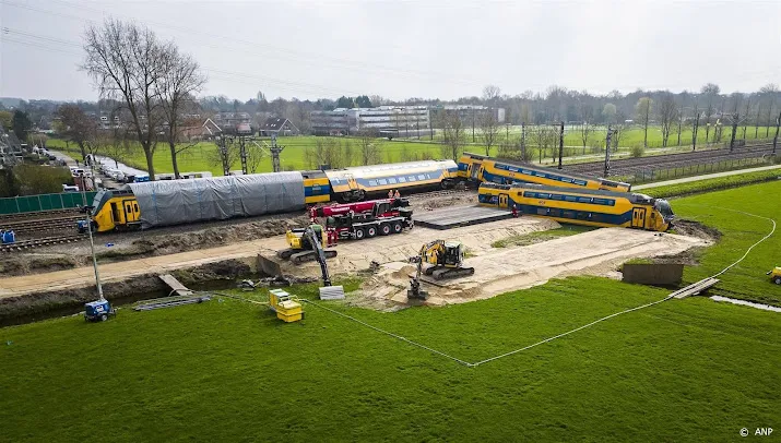 prorail in avond duidelijk of treinstellen via spoor weg kunnen