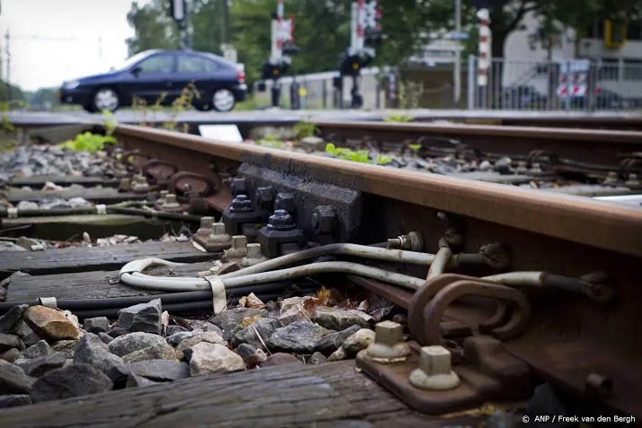 prorail ziet verdere daling koperdiefstallen op spoor