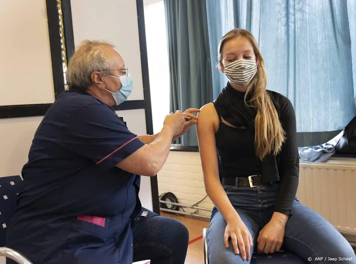 protestgroepen voeren actie tegen vaccineren van kinderen